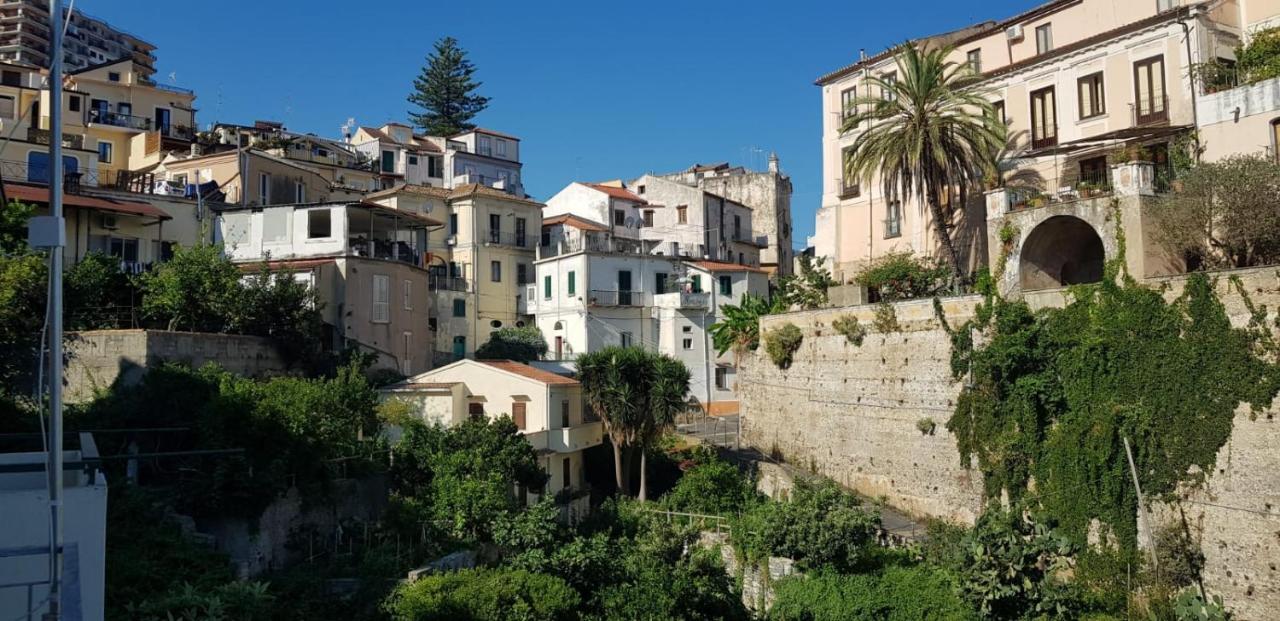 La Casa di Sara Villa Pizzo  Bagian luar foto